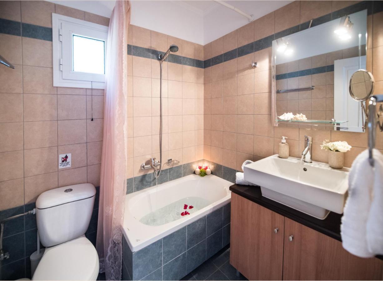 Villa Pasithea - Breathtaking Seaviews, Infinity Pool, Privacy, Close To The Beach Nydri  Ngoại thất bức ảnh